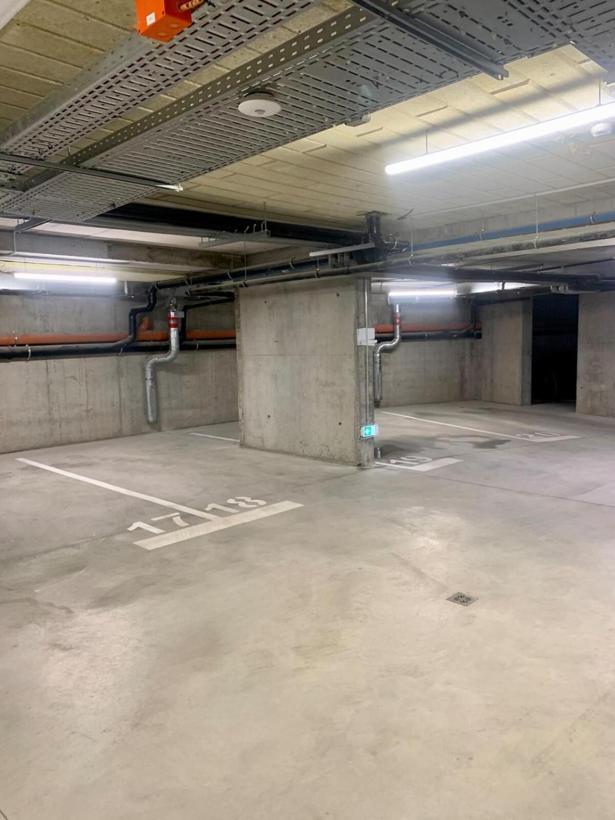 Nook 48 Victoriei New Building With Parking And Security * Bucureşti